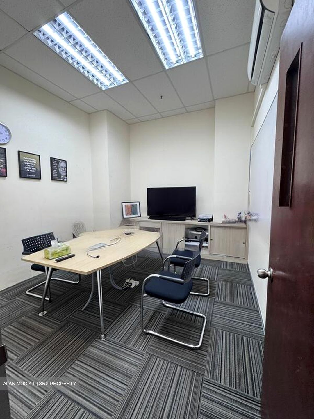 A'posh Bizhub (D27), Factory #466075381